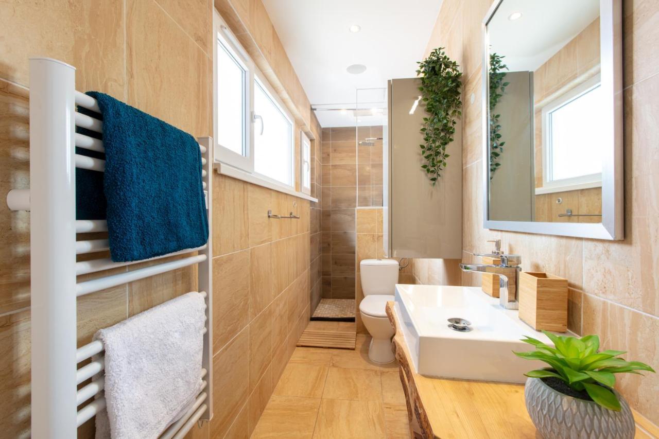 Le Green St Leon : Lit Queen Size * Wifi * Ideal Couple Кольмар Экстерьер фото